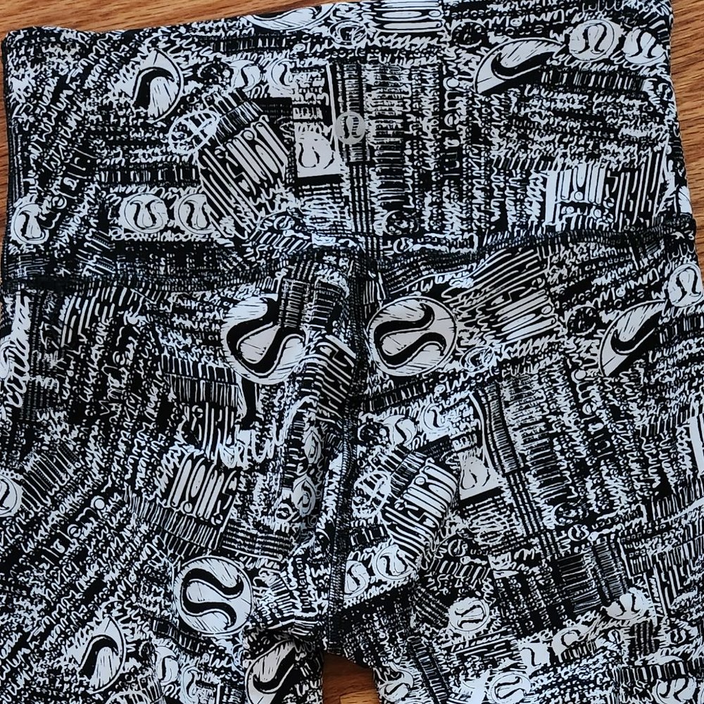 Lululemon wunder unders like NEW